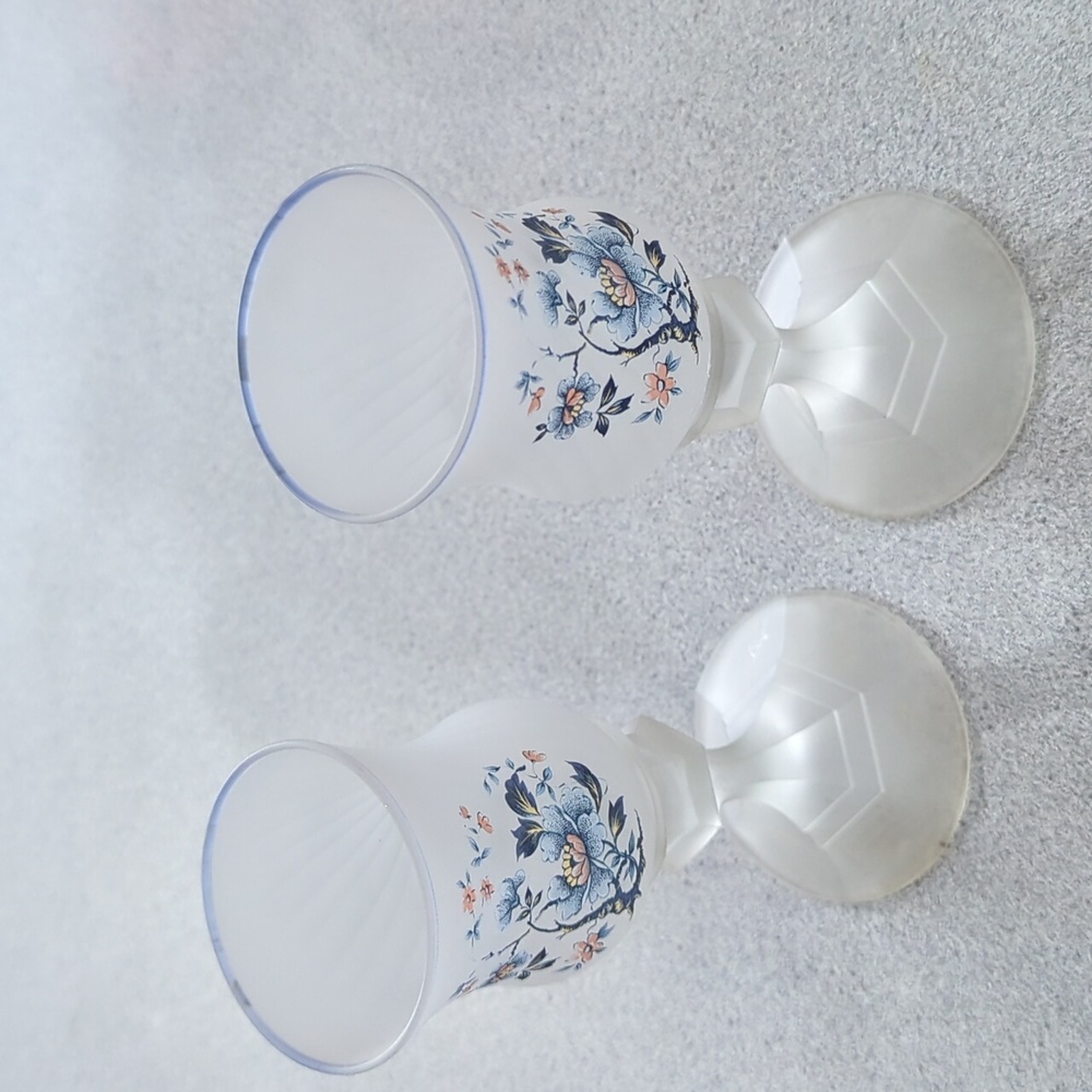 Vintage Viking Glass Satin Tealight candle holders w blue floral